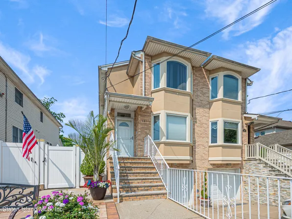 161 Sommer Ave, Staten Island, NY 10314