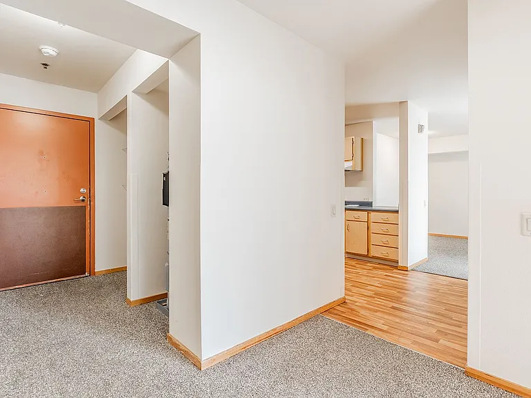 INCOME RESTRICTED Affordable Apartments in Hazelwood! — Photo 58