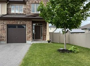 2 Duncanville St, Russell, ON K4R0C5