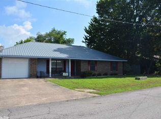 1011 Ridge Ave, Mena, AR 71953