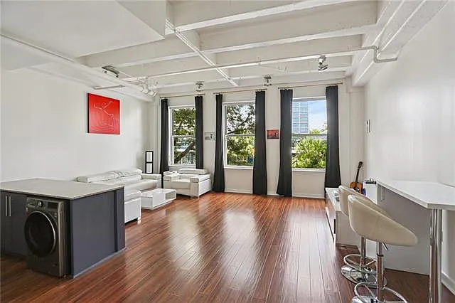 835 Julia St #3 — Photo 5