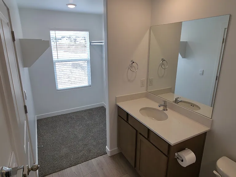 4335 N 325 E — Photo 24