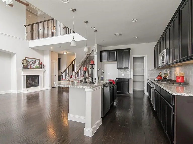 2309 Truro Dr — Photo 8
