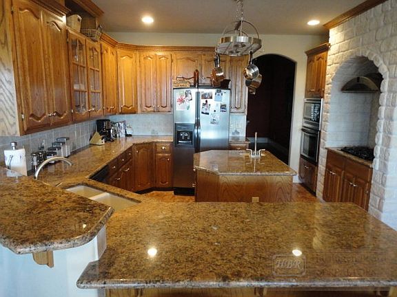 5th image of 27207 Brittany Ct