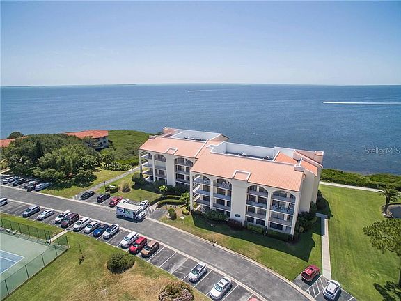 5th image of 421 Mariner Dr #421