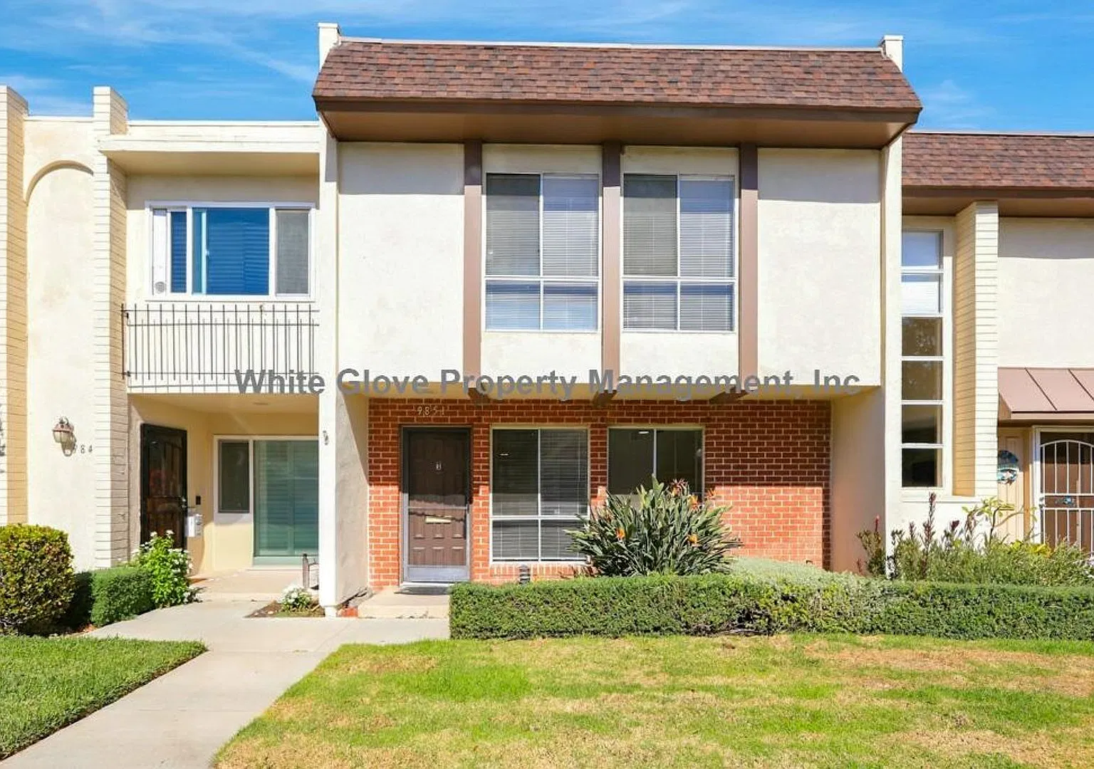 4-Bedroom Huntington Beach Home with Detached 2-Car Garage & Private Patio — Photo 1