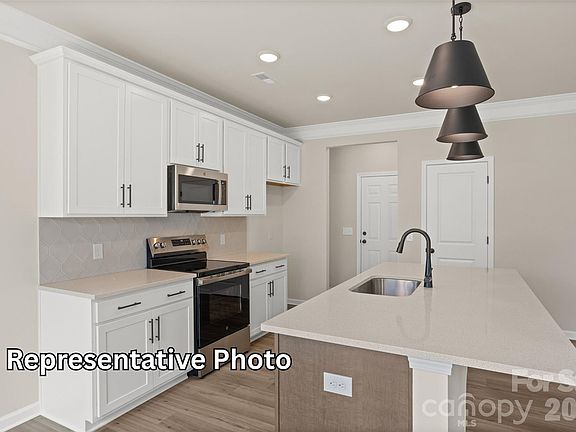 7th image of this home
