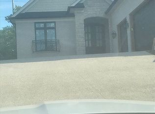 112 Locust Park Pl, Louisville, KY