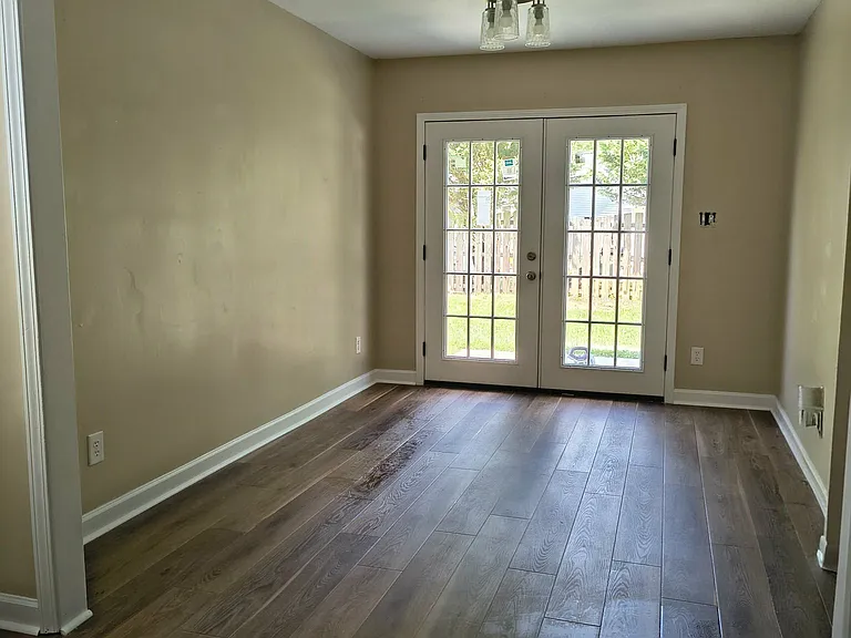 2408 Gelsinger Ave — Photo 4
