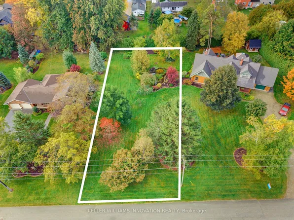 161 James St, North Perth, ON N0G 1B0
