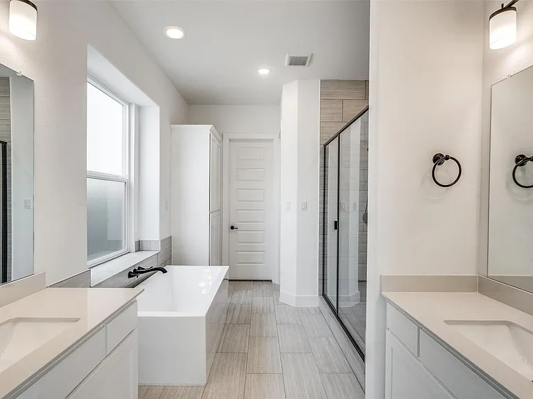 2302 Mercy Way — Photo 19