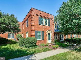 1510 S Edgewood St APT 553, Arlington, VA 22204