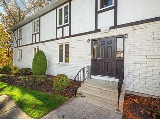 200 Lambert Ter UNIT 27, Chicopee, MA 01020