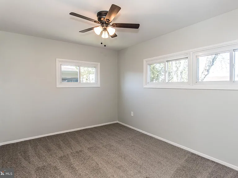 30 Primrose Ln — Photo 37