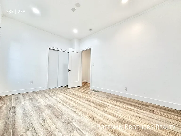 330 N Spaulding Ave — Photo 14