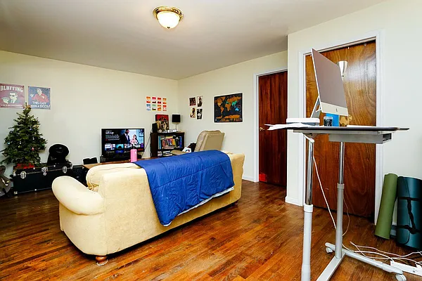 Rented by EXR | media 55