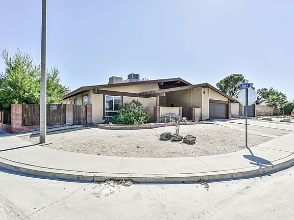 2nd image of 601 W Howell Ave