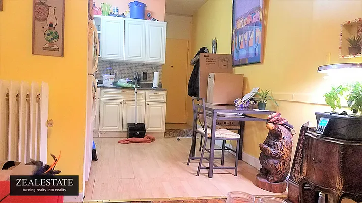 Rented by ZealEstate Group Inc | media 27