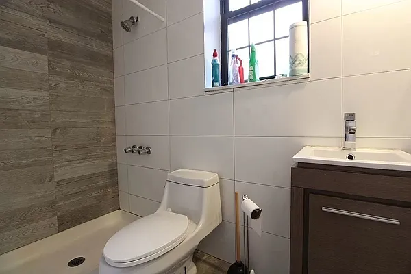 Rented by Rentopia | media 12