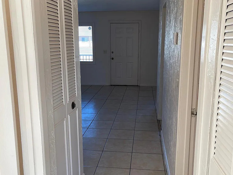 411 N Halifax Ave #204 — Photo 12