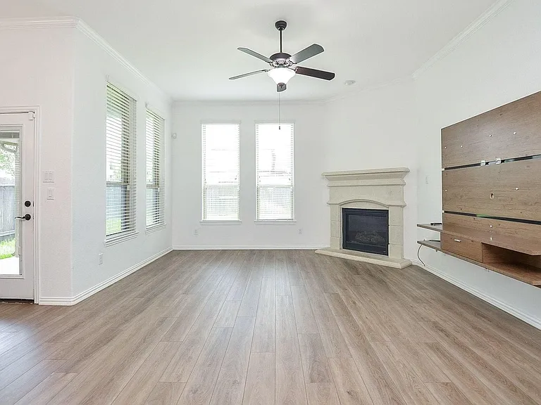 14806 Raleighs Meadow Ct — Photo 4