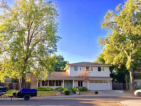 3rd image of 2851 Crittendon Ct