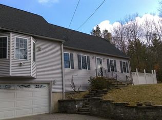 133 Fairview Park Rd, Sturbridge, MA 01566