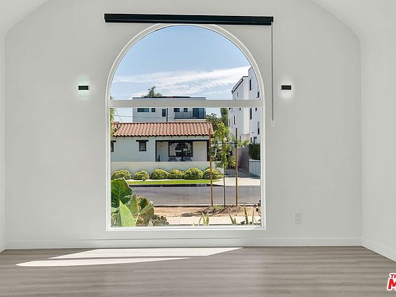 4th image of 3021 Wellington Rd