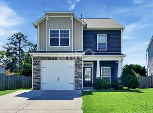 660 Smithridge Way, Fuquay Varina, NC 27526