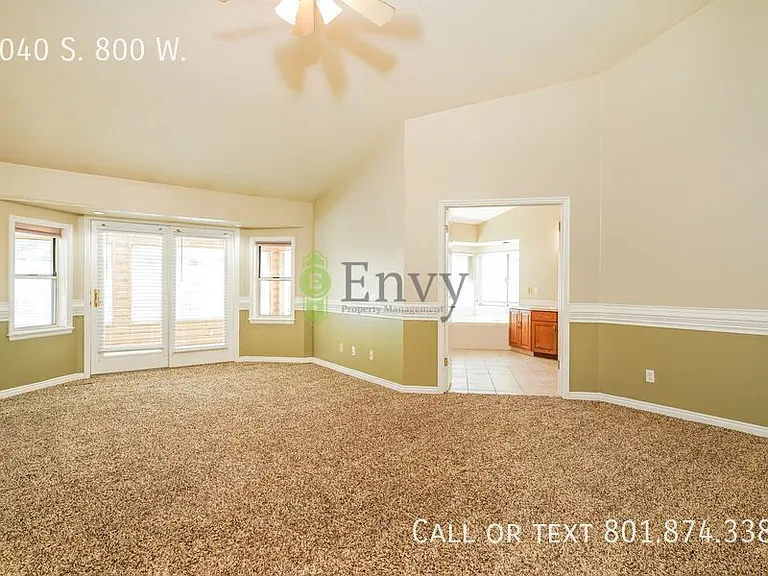 1040 S 800 W — Photo 15