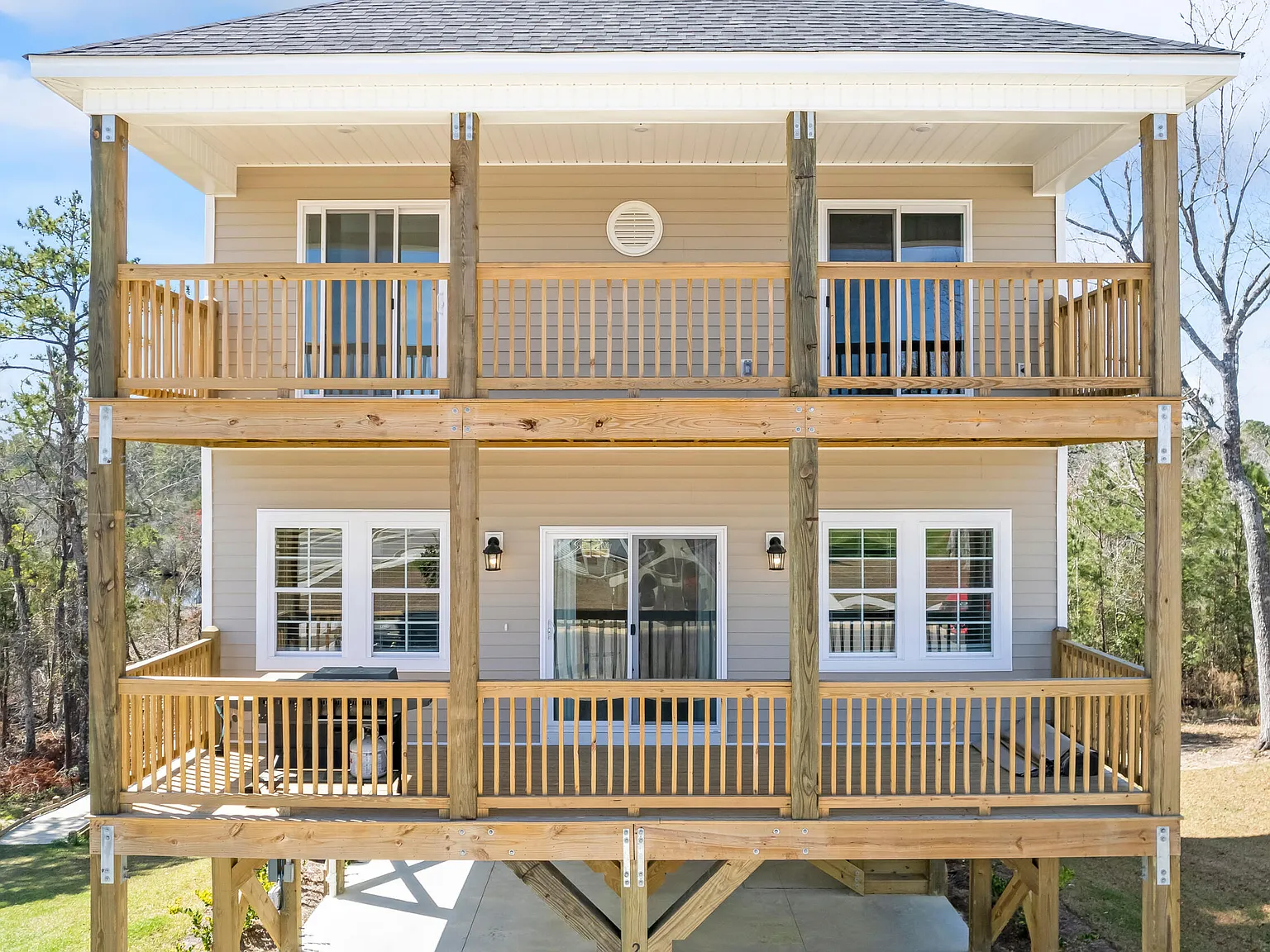 4 bed, 3.0 bath, 1973 sqft, $2,000 — Photo 4