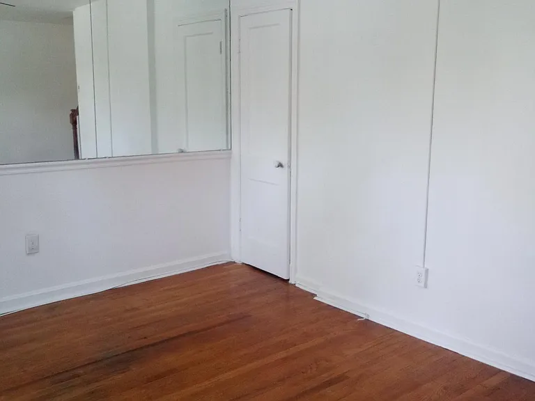 4627 E Capitol St SE — Photo 8