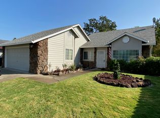 1585 Marigold Way, Redding, CA 96003