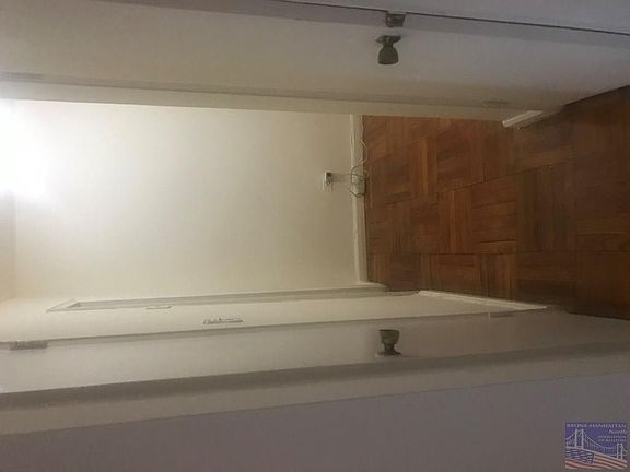 3rd image of 814 Tilden St #Stc