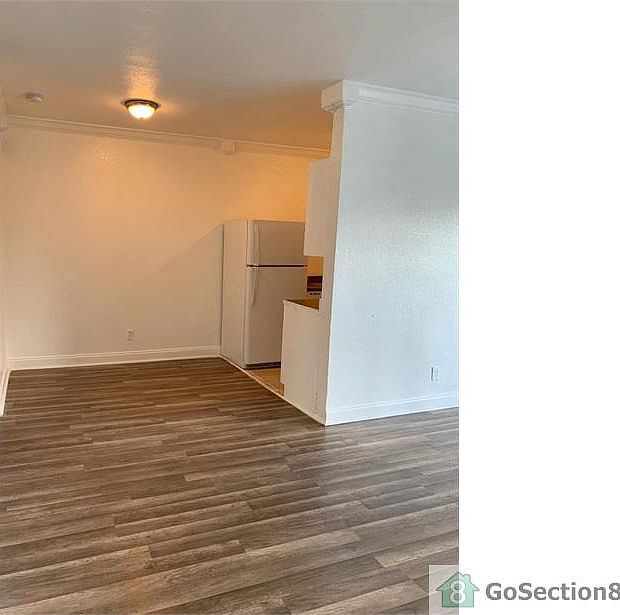 1st image of 1951 NE 167th St APT 13