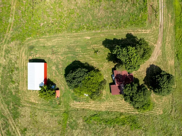 5376 E Robertson Rd, Orlinda, TN 37141