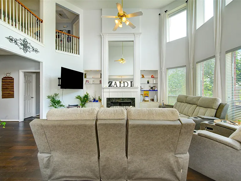 5911 Canyon Brook Ct — Photo 33