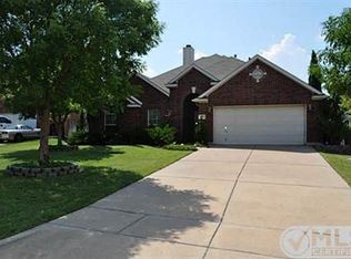 2 Meera Ct, Mansfield, TX 76063