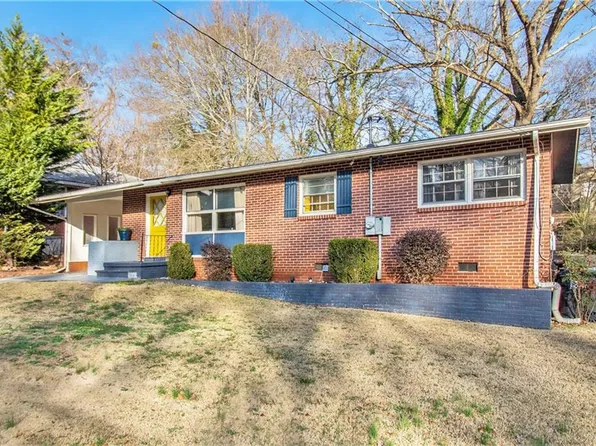 3076 Cloverhurst Dr, East Pt, GA 30344