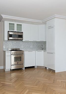 1st image of 305 E 86th St #21F