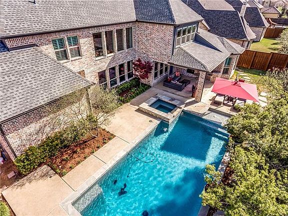 3rd image of 4251 Glenhurst Ln