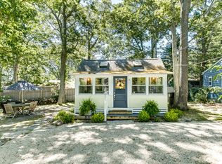 6 Maple St, Sag Harbor, NY 11963