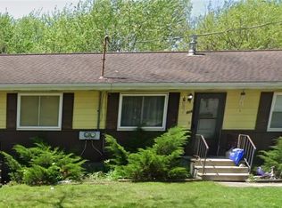 1608 & 1610 Mohawk Dr, Akron, OH 44306