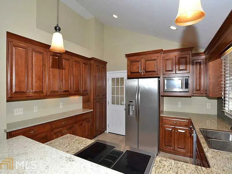 1019 Crane Rd NE — Photo 10