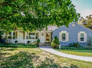 38 S Main St, Stockton, NJ 08559