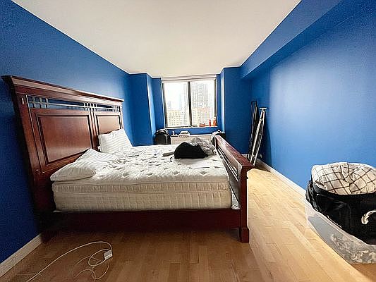 3rd image of 630 1st Ave APT 15L