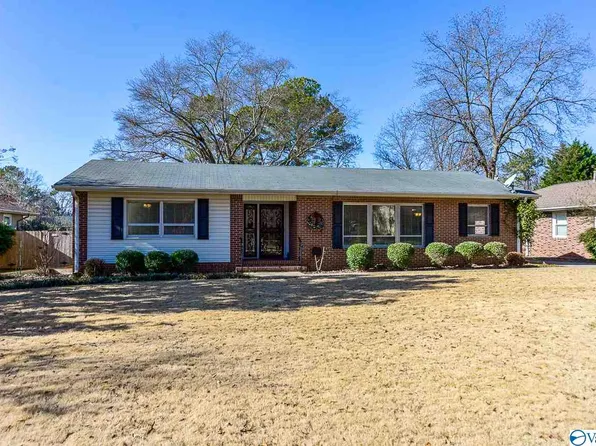 1509 13th Ave SE, Decatur, AL 35601