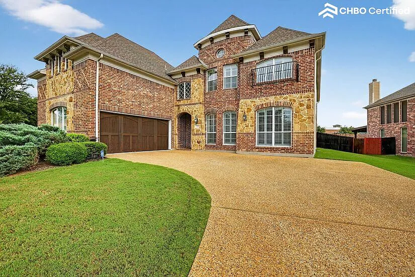 Furnished Family Home McKinney TX — Photo 1
