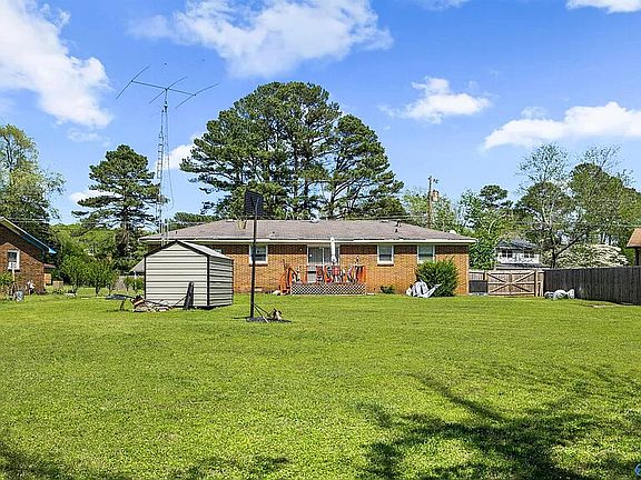 4th image of 3203 Deerfield Rd NW