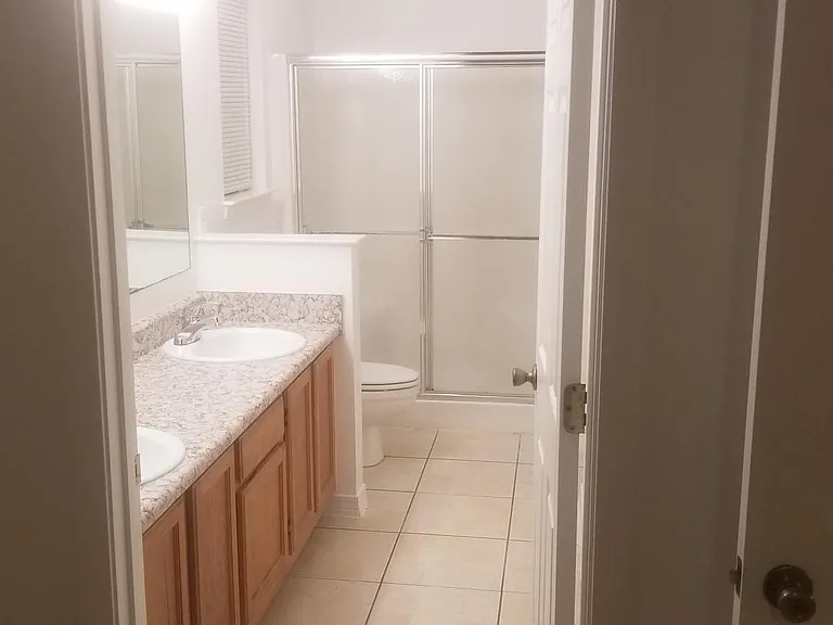 219 Wildflower Ln — Photo 3